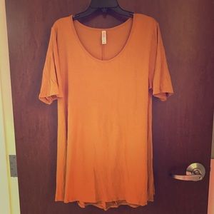 Like New, Gold Perfect T